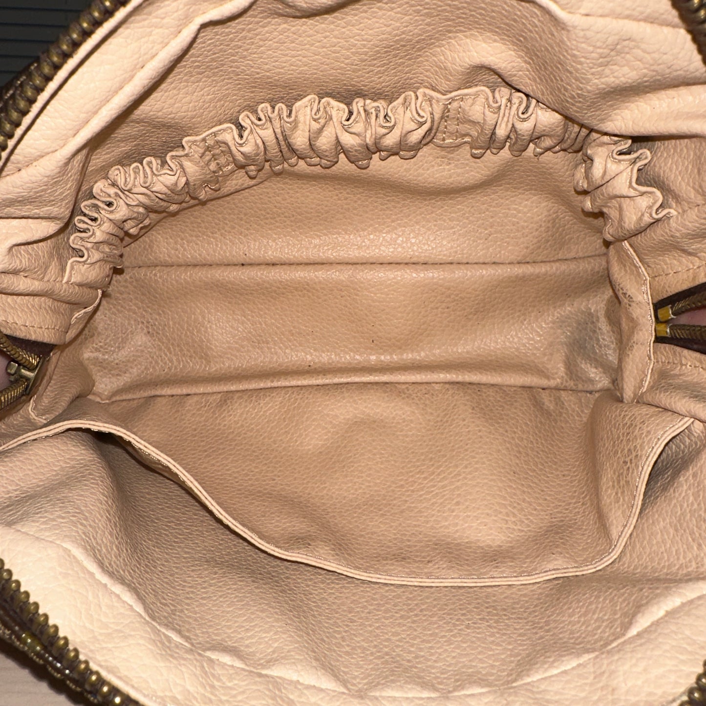 Louis Vuitton Vintage Trousse 23