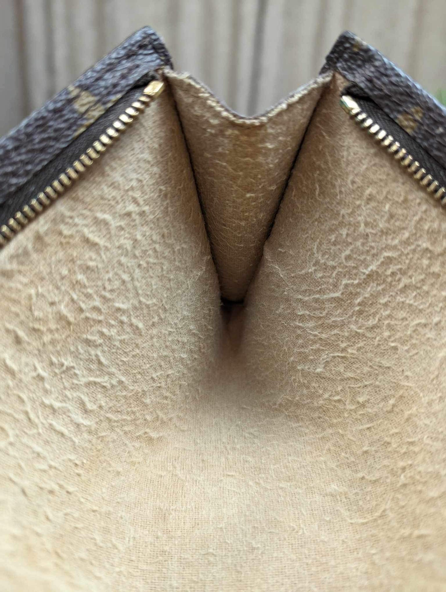 Louis Vuitton Monogram Bucket Pochette