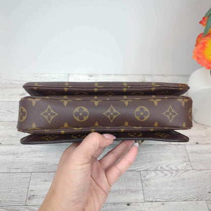 Louis Vuitton Monogram Pochette Metis
