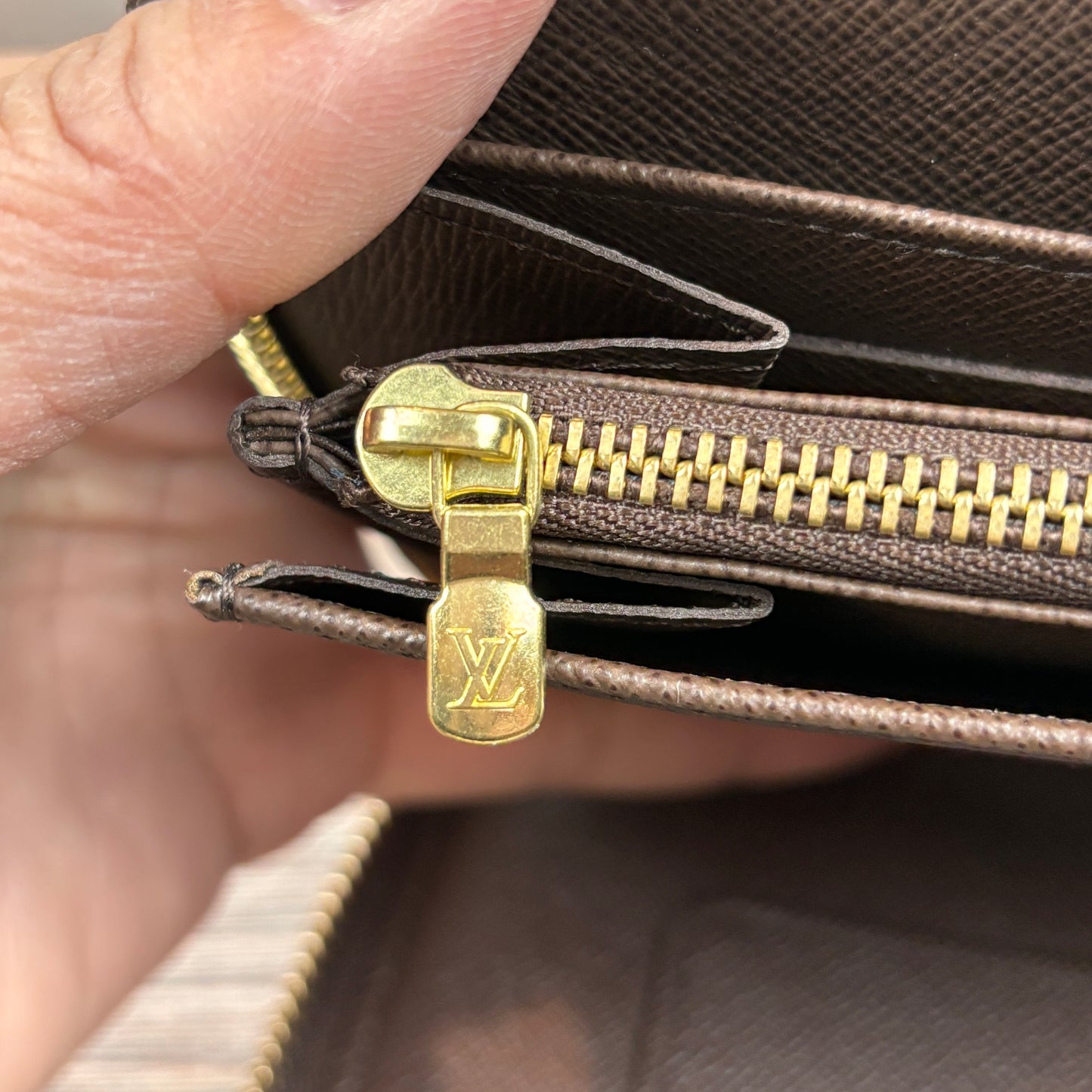 Louis Vuitton XL Zippy Organizer Damier Ebene