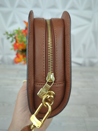 Louis Vuitton Orsay Clutch