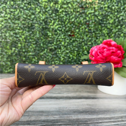 Louis Vuitton Pochette Florentine