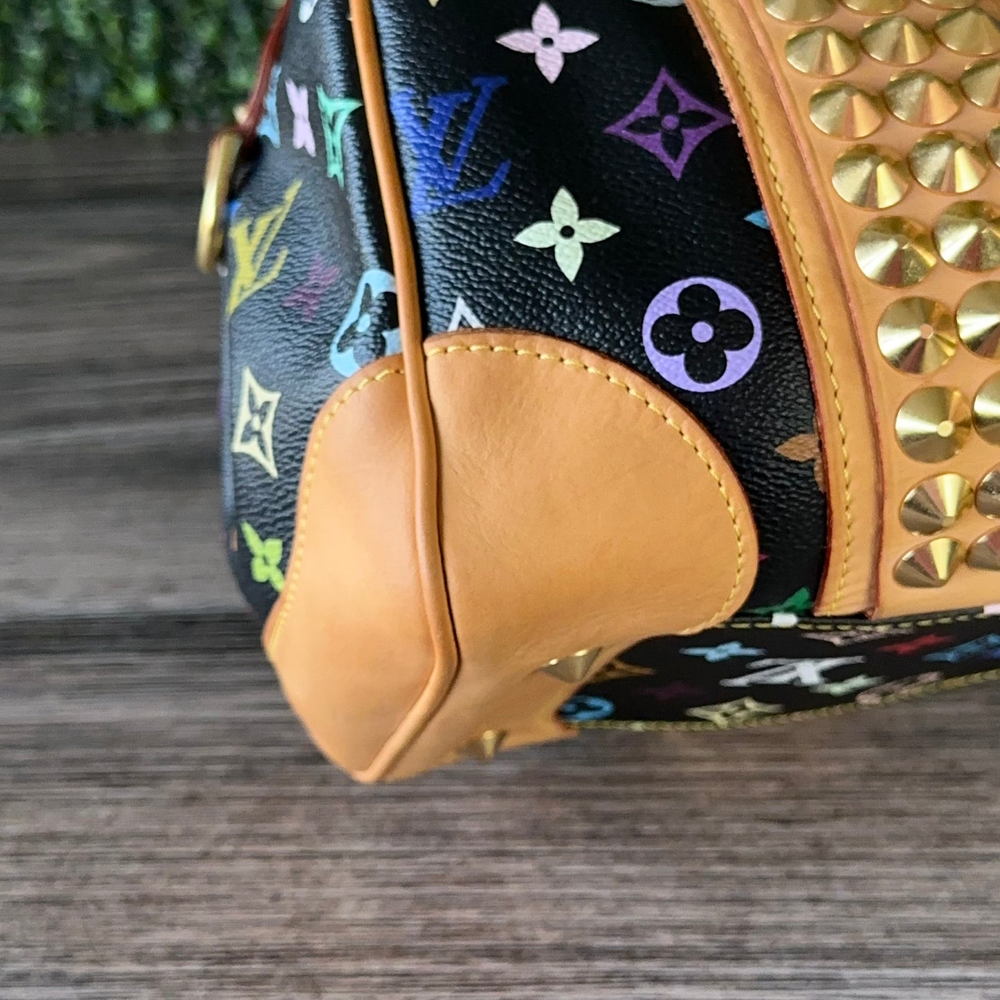 LOUIS VUITTON MONOGRAM BLACK MULTICOLOR COURTNEY MM NOIR