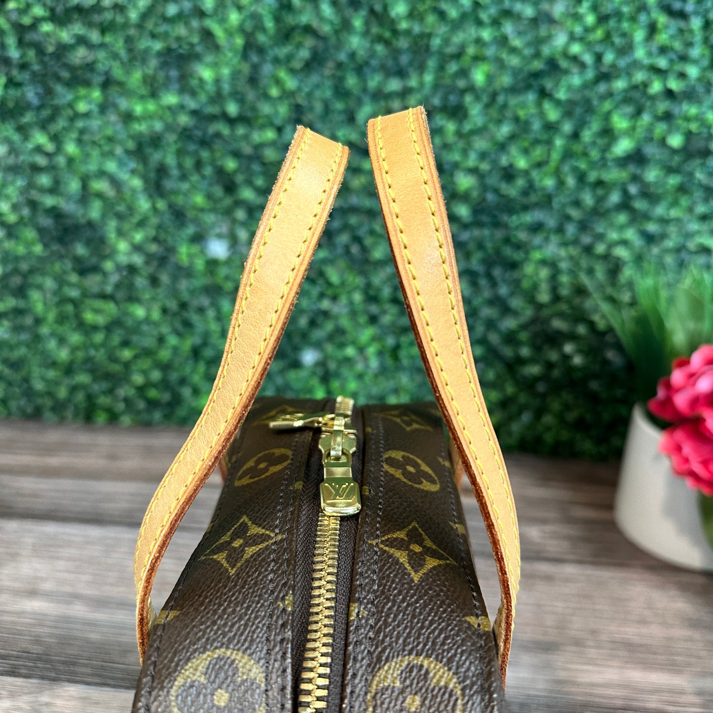 Louis Vuitton Spontini