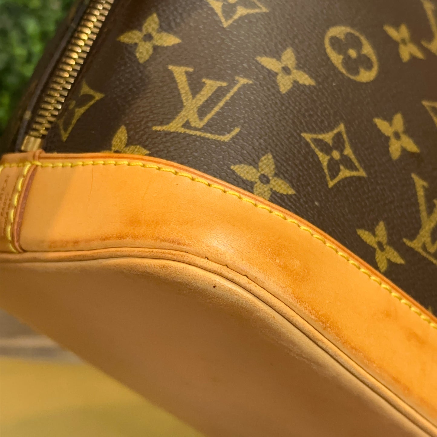 Louis Vuitton Alma PM