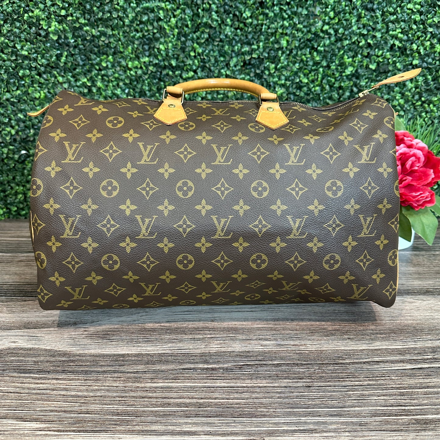 Louis Vuitton Speedy 40 Monogram Canvas
