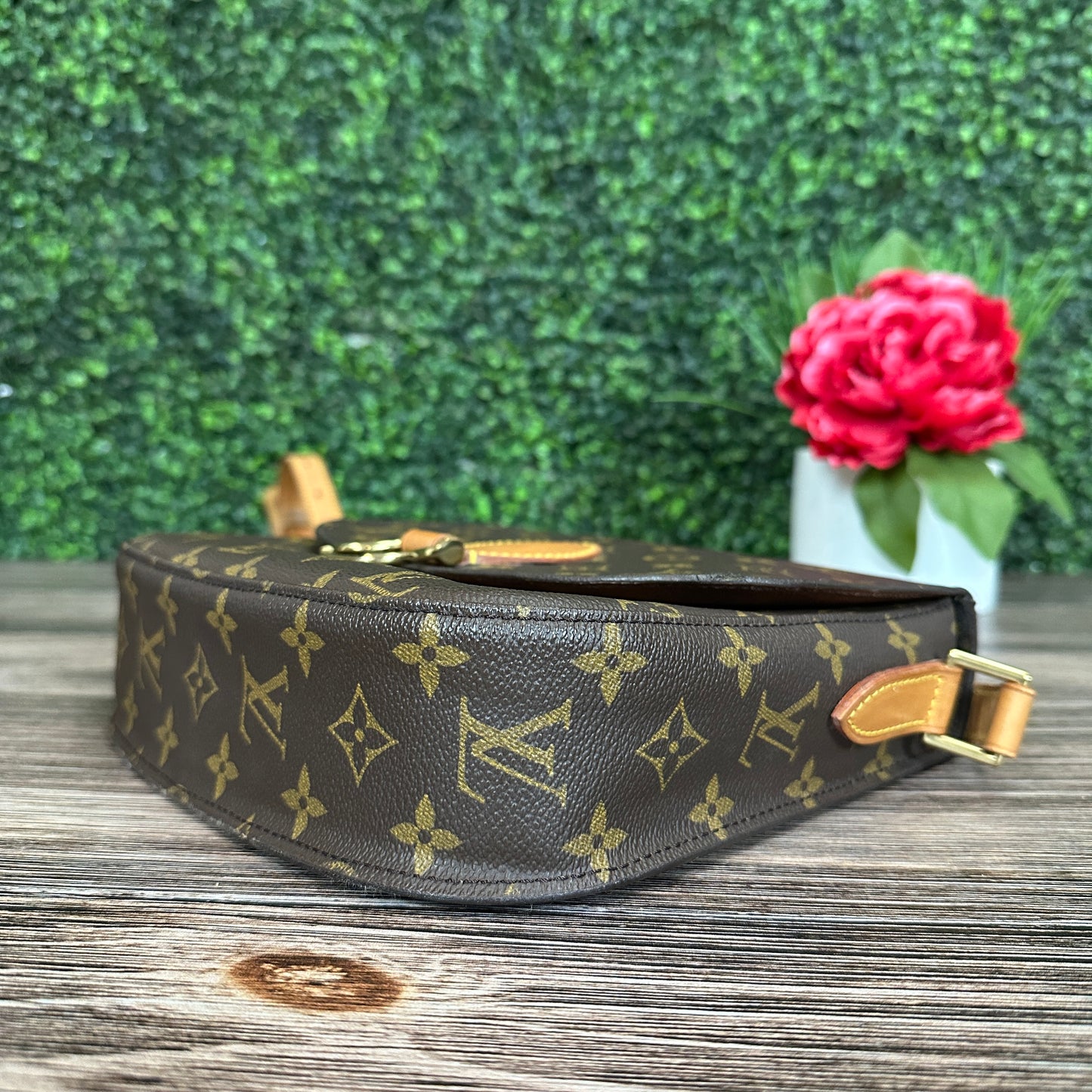 Louis Vuitton Saint Cloud GM