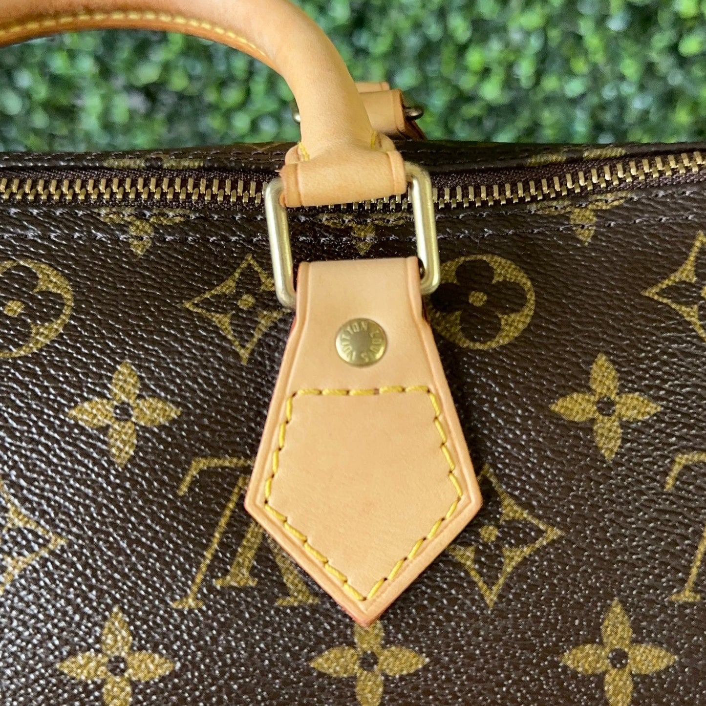 LOUIS VUITTON MONOGRAM CANVAS SPEEDY 30