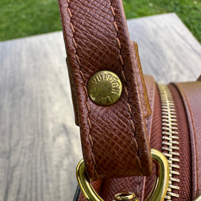 Louis Vuitton Pochette Orsay Clutch Monogram Canvas