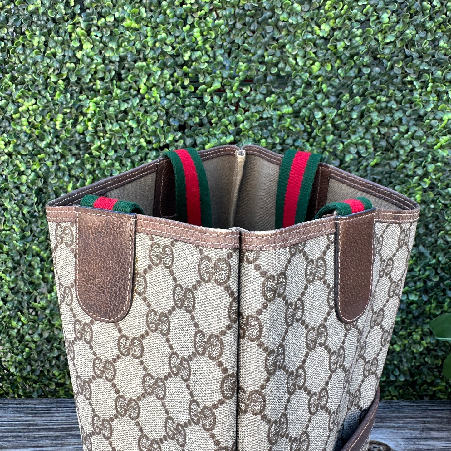 Gucci Supreme Vintage Tote