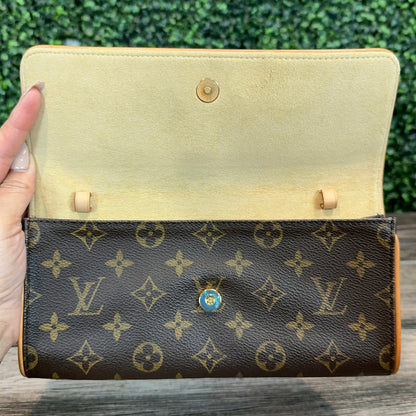 Louis Vuitton Pochette Twin GM