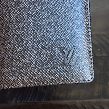 Louis Vuitton Taiga Dark Brown Leather Checkbook Cover