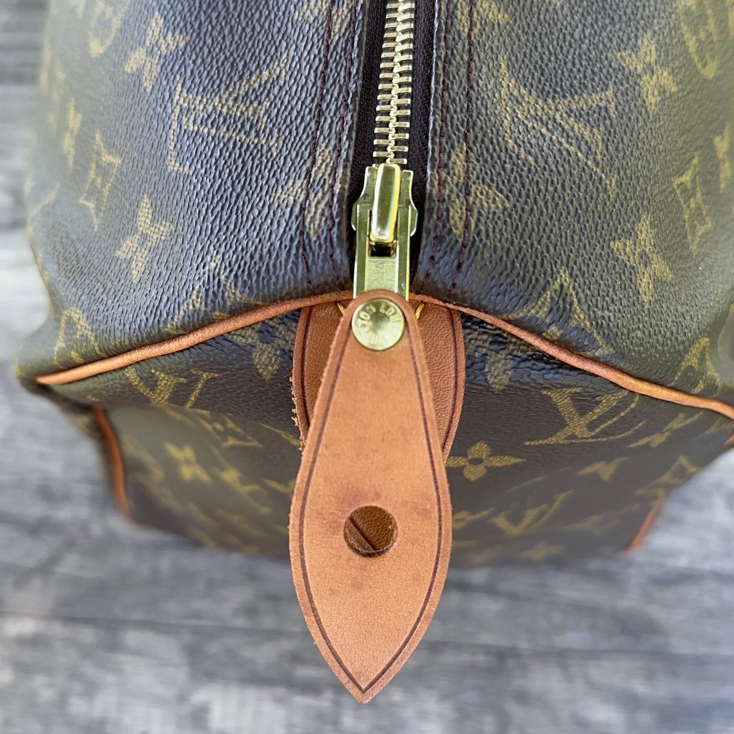 LOUIS VUITTON Speedy 40 Monogram