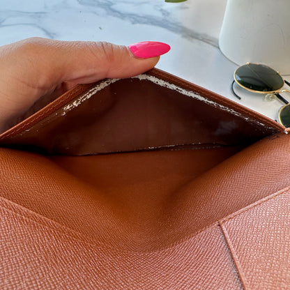 Bifold Checkbook