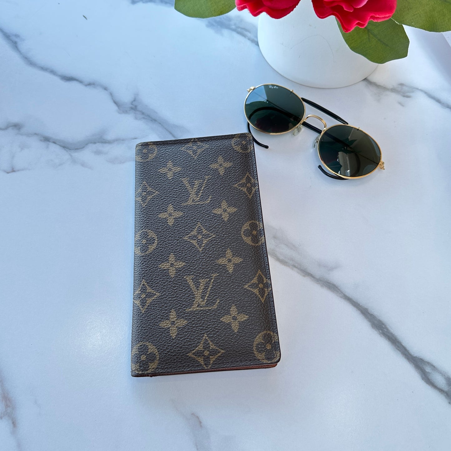 Bifold Checkbook
