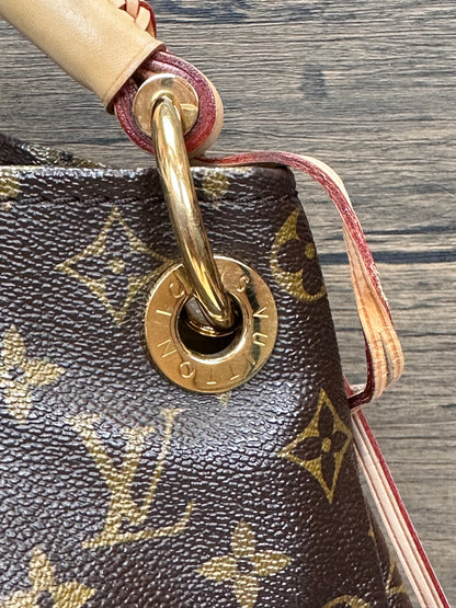 Louis Vuitton Artsy MM Monogram Canvas