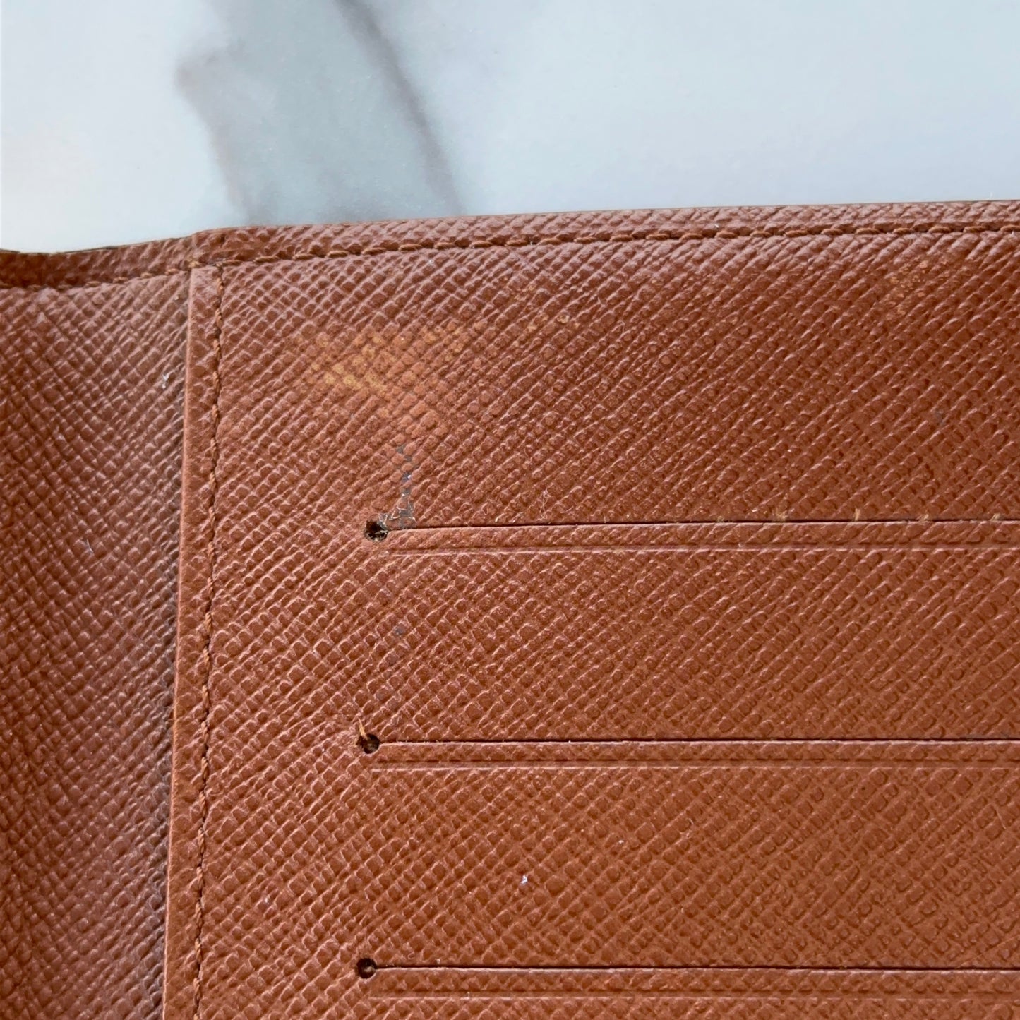 Bifold Checkbook