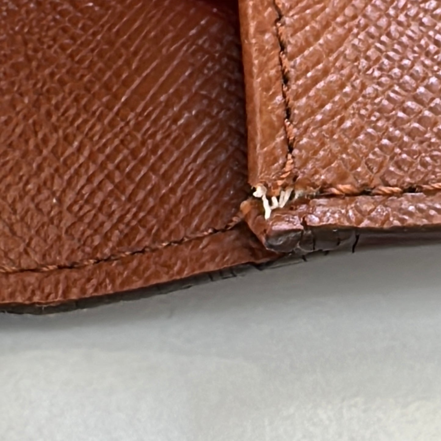 Bifold Checkbook