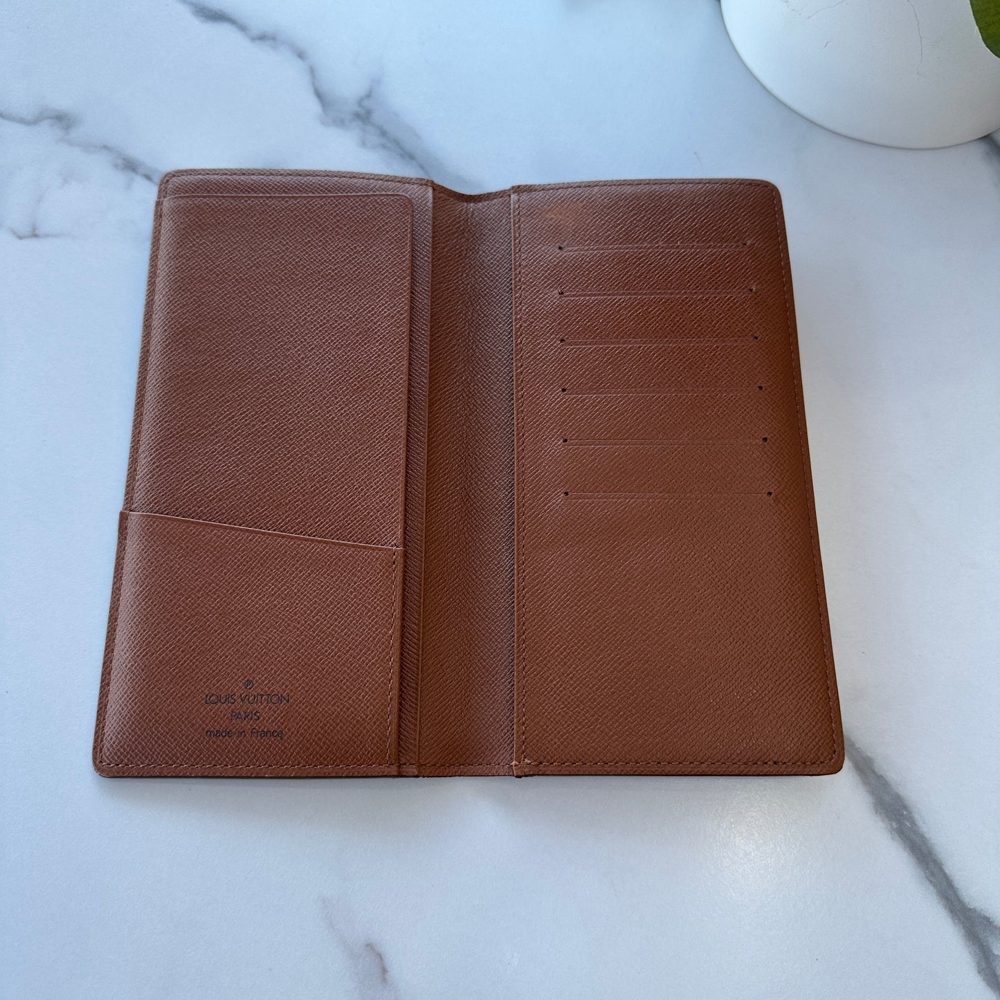 Bifold Checkbook