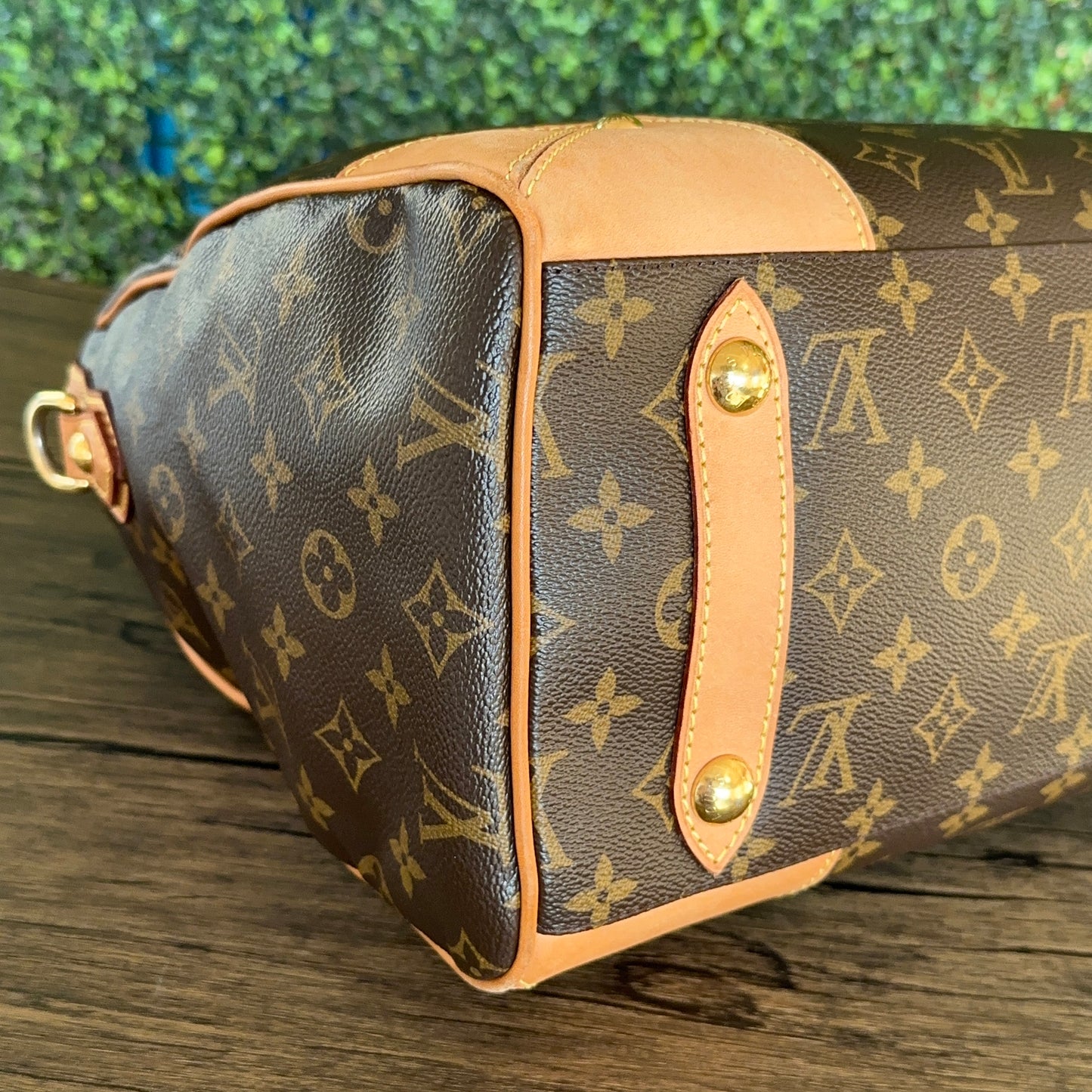 Louis Vuitton Retiro GM Monogram Canvas