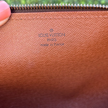 Authentic Preowned Vintage Papillon 30