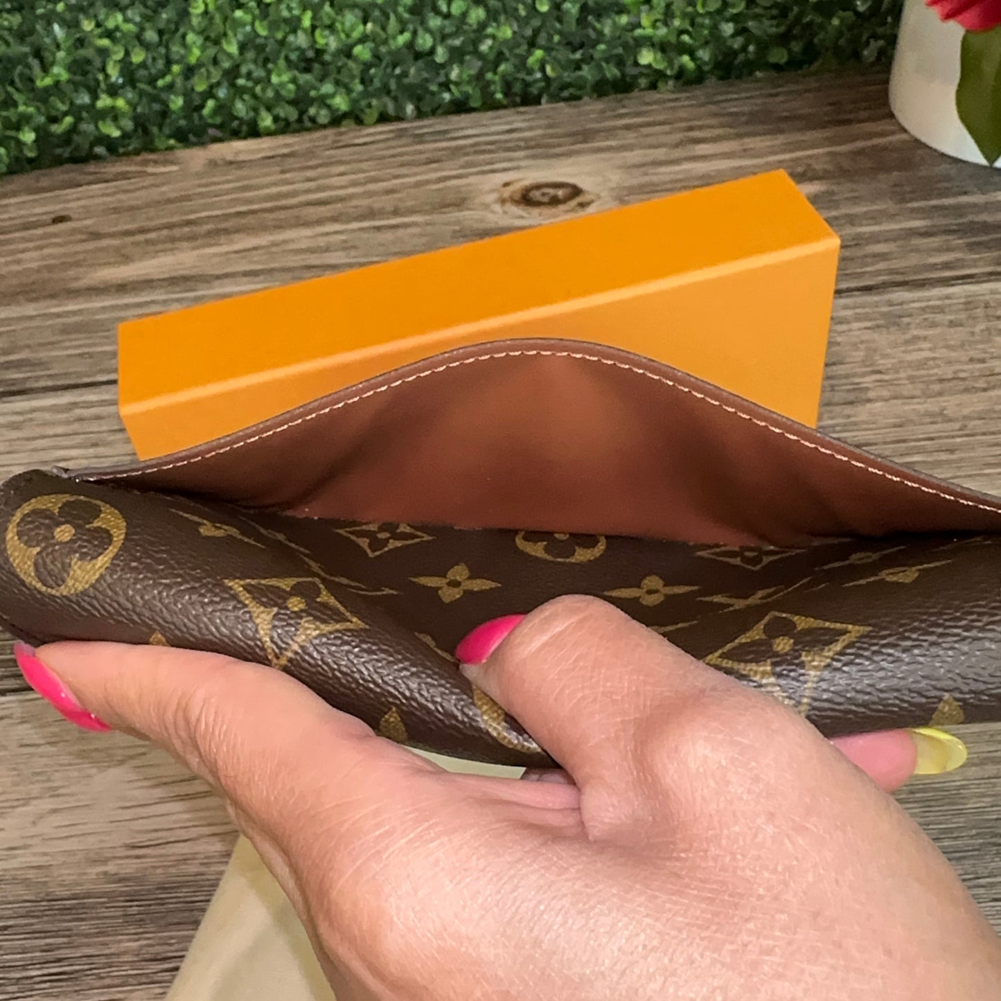 Louis Vuitton Sarah Wallet