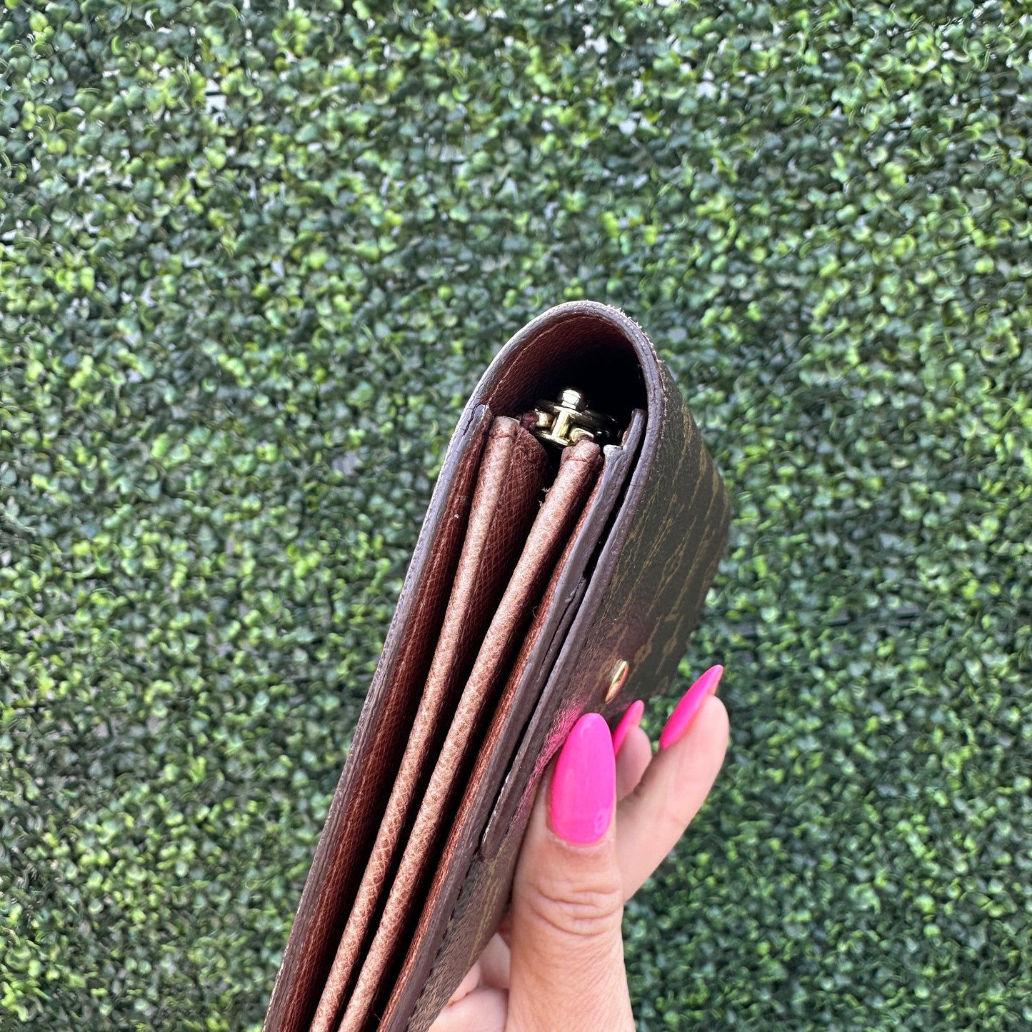 Louis Vuitton Vintage Sarah Wallet Monogram