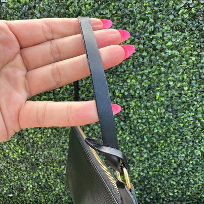 Louis Vuitton Black Epi Pochette Accessories