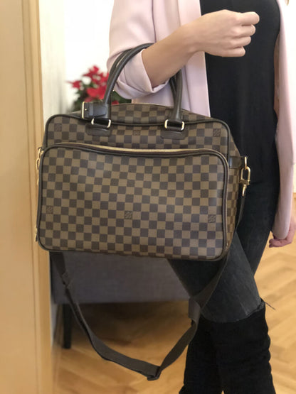 Louis Vuitton iCare DE Business Travel Bag