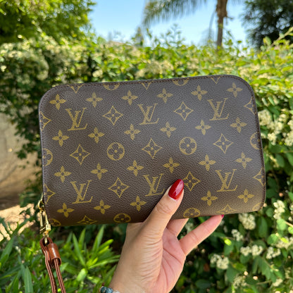 Louis Vuitton Pochette Orsay Clutch Monogram Canvas