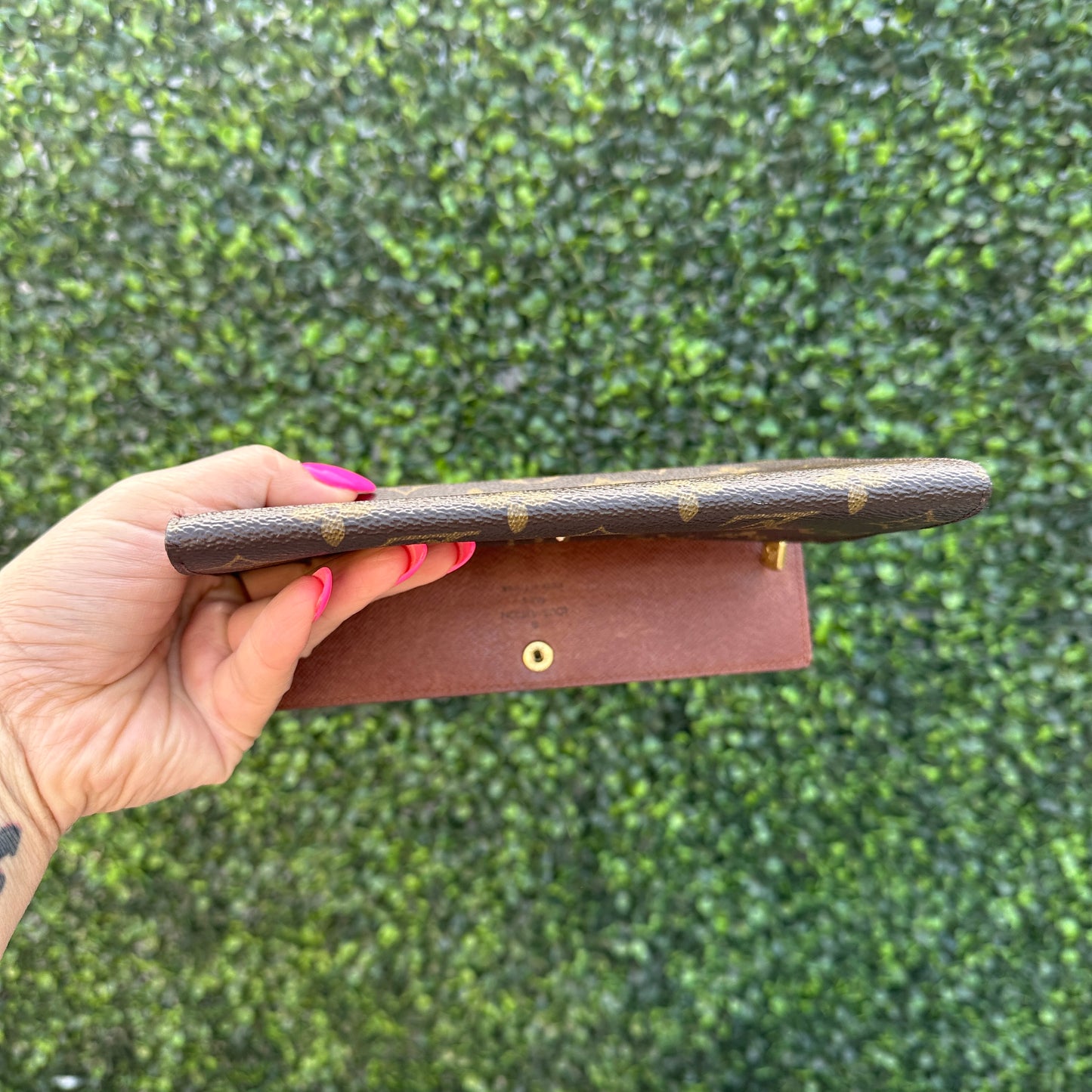 Louis Vuitton Vintage Sarah Wallet Monogram