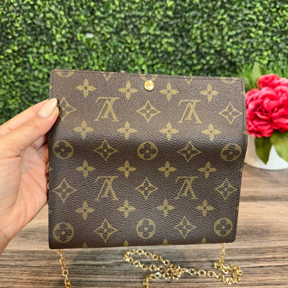 Louis Vuitton Vintage Sarah Wallet On Chain