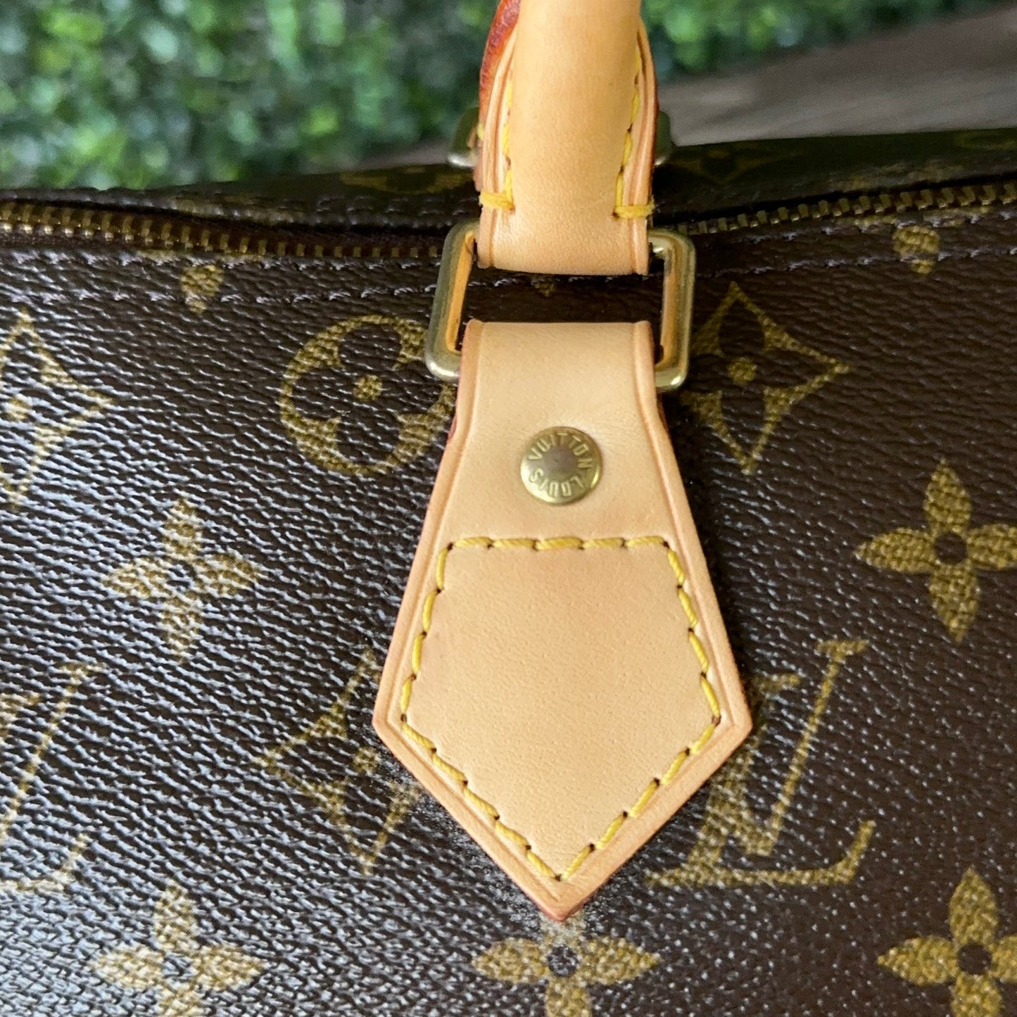 LOUIS VUITTON MONOGRAM CANVAS SPEEDY 30