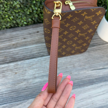 Louis Vuitton Pochette Orsay Clutch