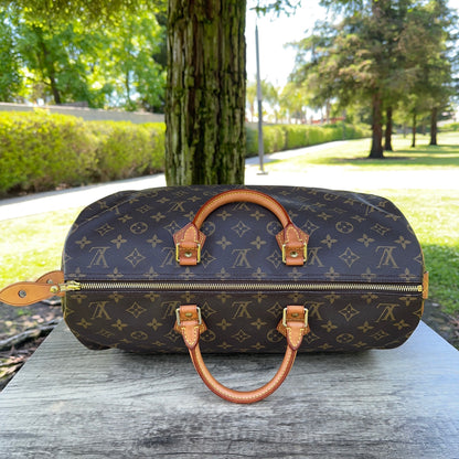 LOUIS VUITTON Speedy 40 Monogram