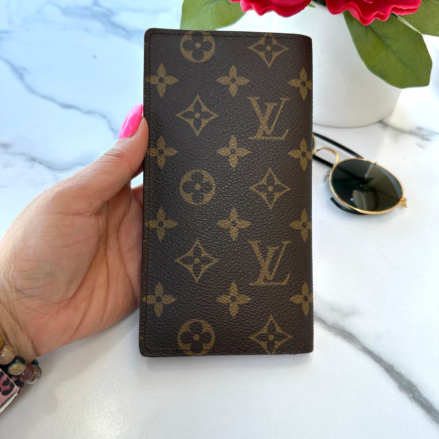 Bifold Checkbook