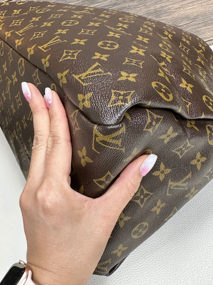 Louis Vuitton Artsy MM Monogram Canvas