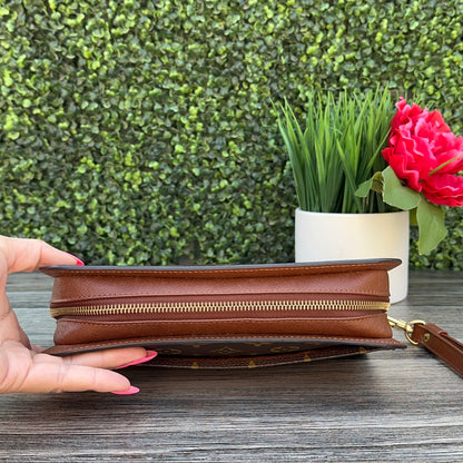 Louis Vuitton Pochette Orsay Clutch