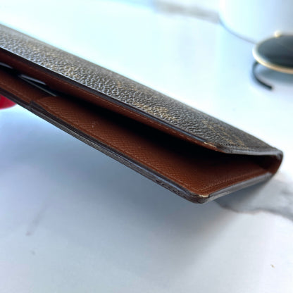 Bifold Checkbook
