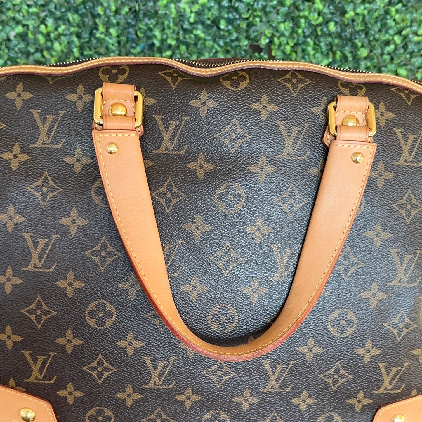 Louis Vuitton Retiro GM Monogram Canvas