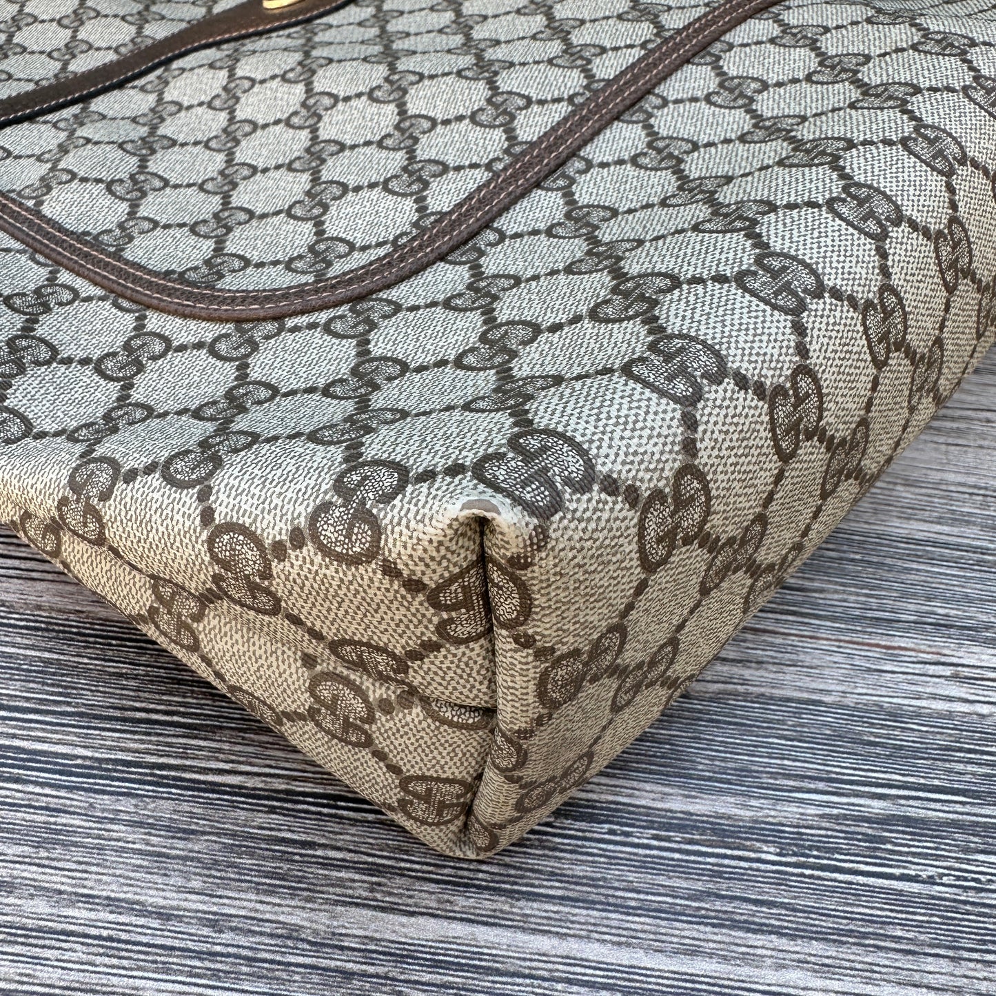 Gucci Supreme Vintage Tote
