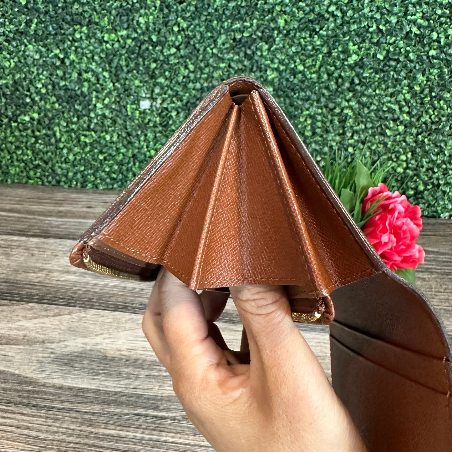 Louis Vuitton Porte-Monnaie Tresor Wallet Monogram
