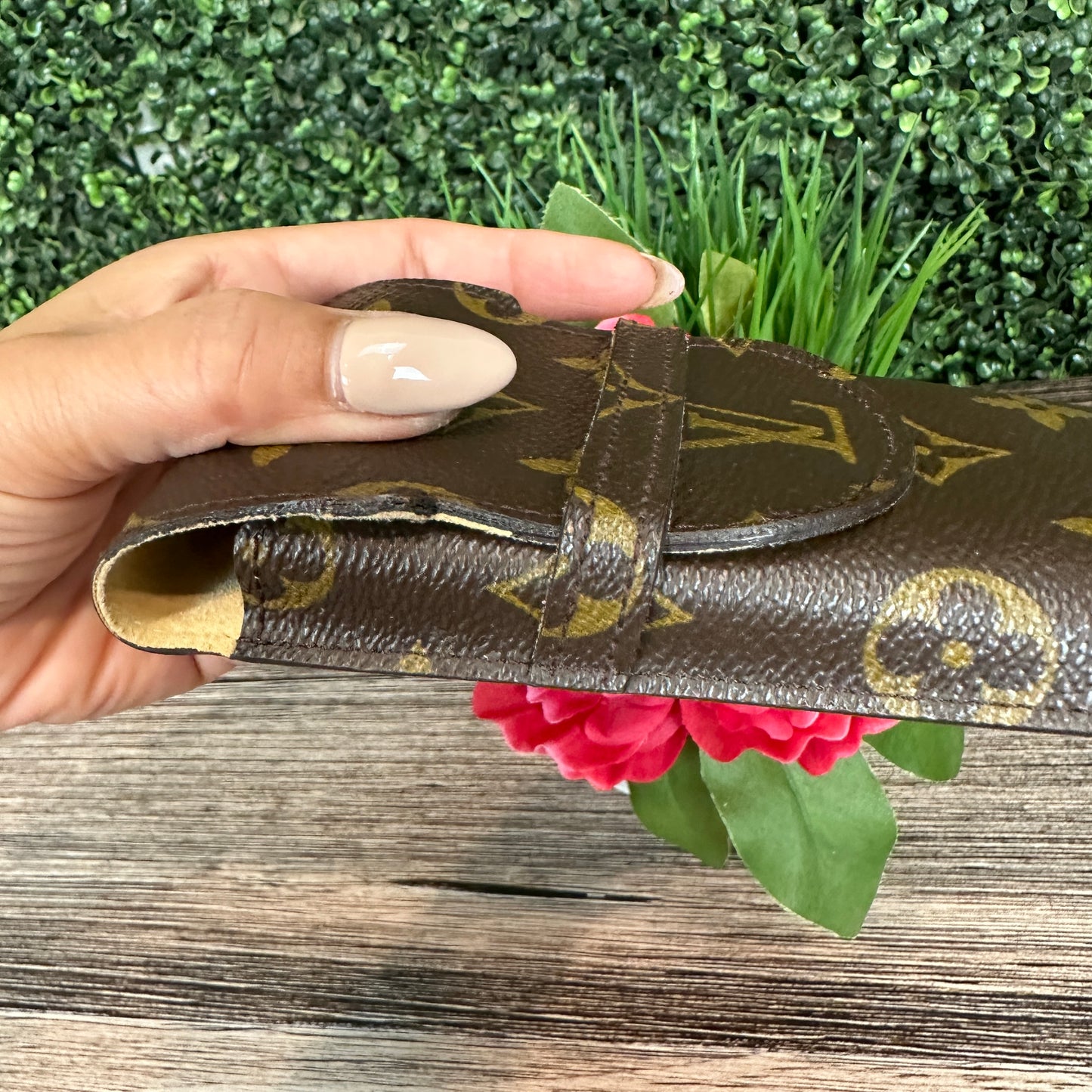 Louis Vuitton Etui a Lunettes Rabat Eyeglass Case