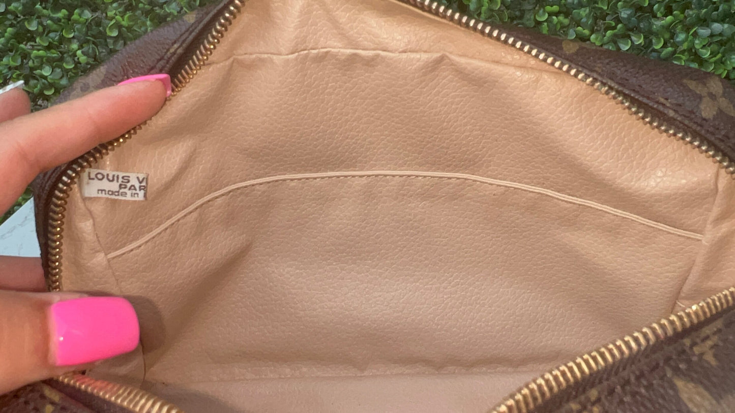 Trousse Toilette 23 Monogram