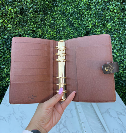 Authentic Preowned  LV Medium Ring Agenda MM