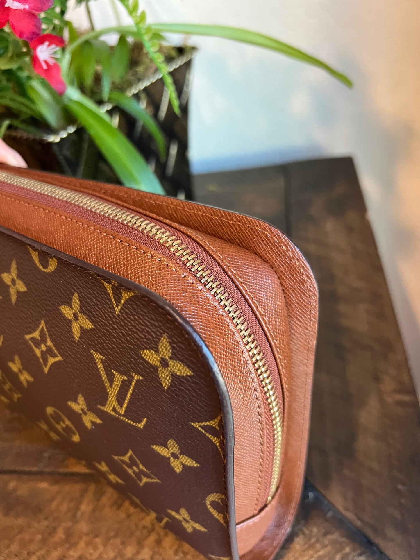 Pochette Orsay Clutch Monogram Canvas