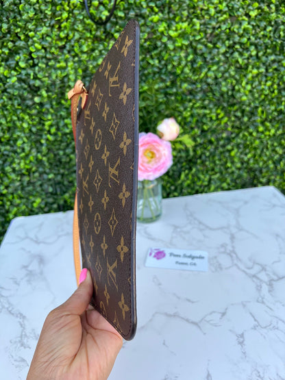 Neverfull MM/GM Pochette/Pouch Monogram in Pivoine