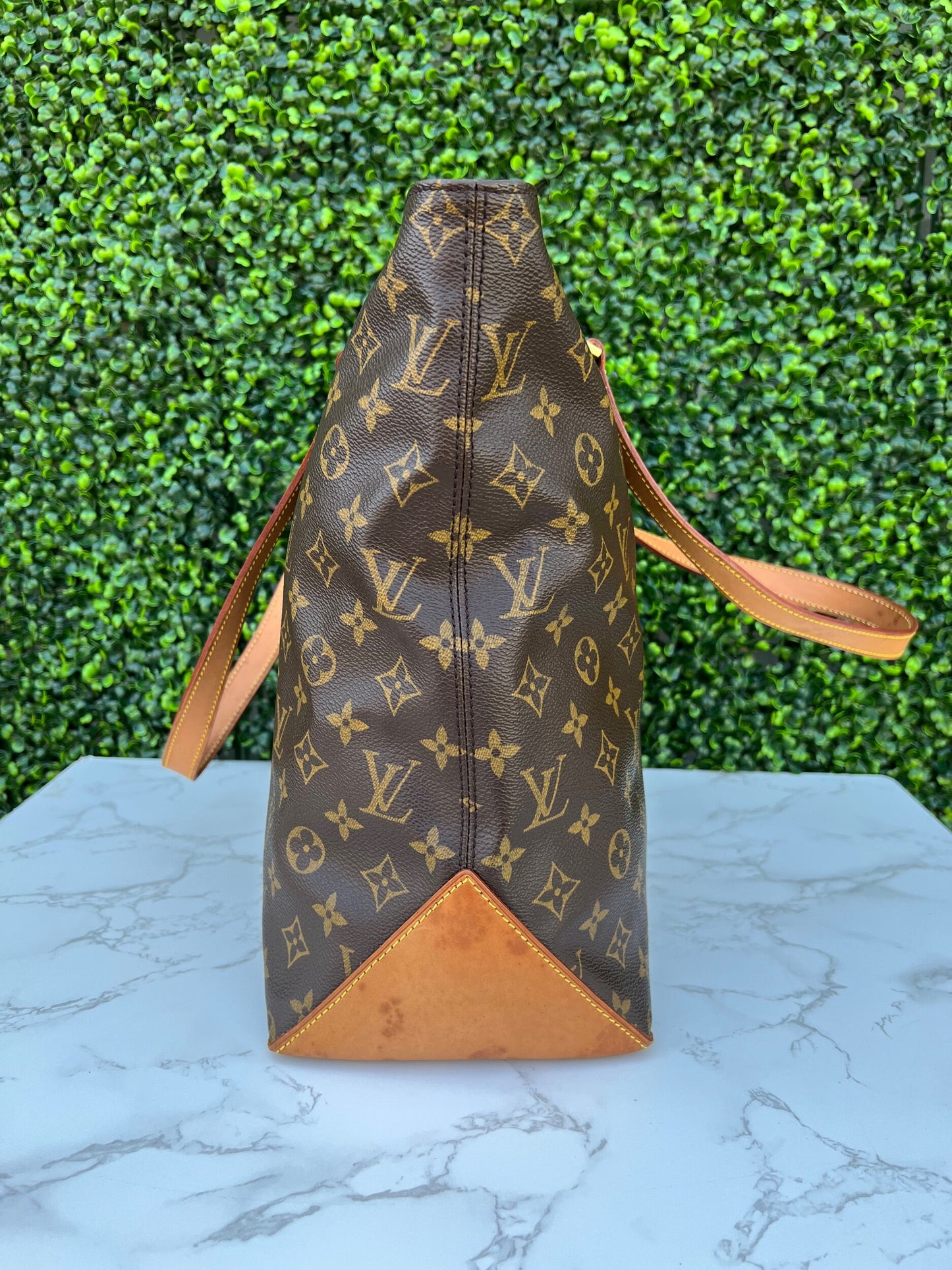 Monogram Canvas Cabas Mezzo Tote