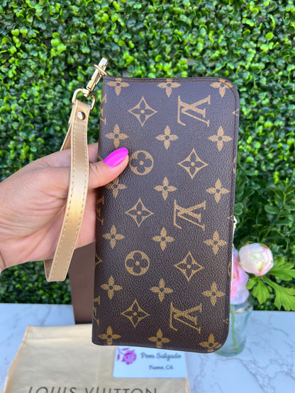 Insolite Monogram Canvas Clutch/Wallet