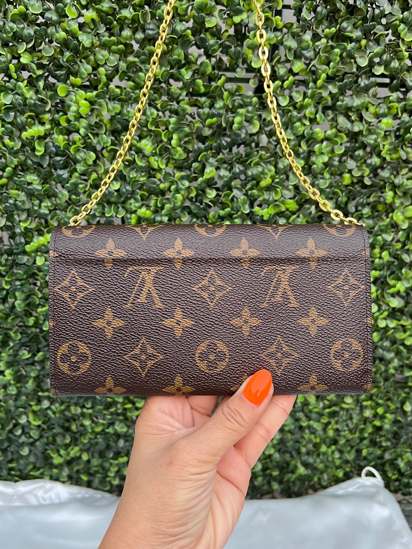 Authentic LV Sarah Monogram Wallet New Model with Crossbody Purse Insert Kit